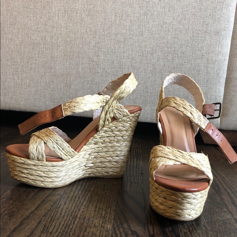 sandal wedges